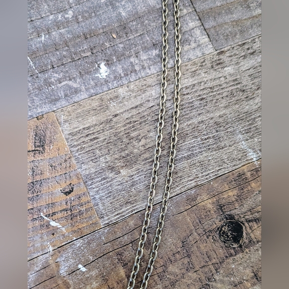 Vintage Large Pewter Winking Owl Pendant on Silver Chain - Picture 3 of 8